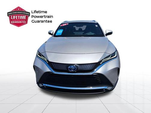 Titanium 2024 Toyota Venza Limited