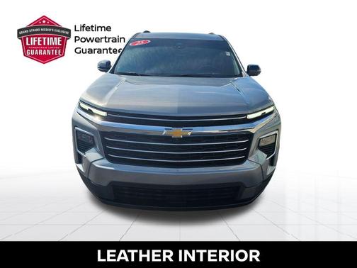 Sterling Gray Metallic 2025 Chevrolet Traverse LT