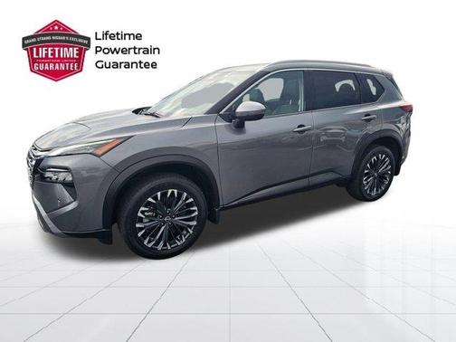 Gun Metallic 2025 Nissan Rogue SL
