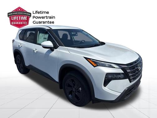 Everest White P 2026 Nissan Rogue SV