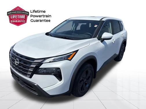 Everest White P 2026 Nissan Rogue SV