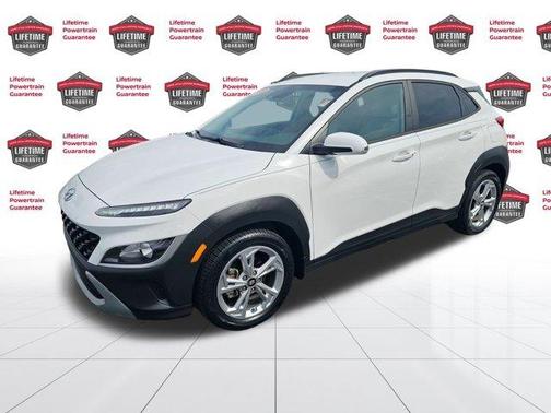 2022 Hyundai KONA SEL