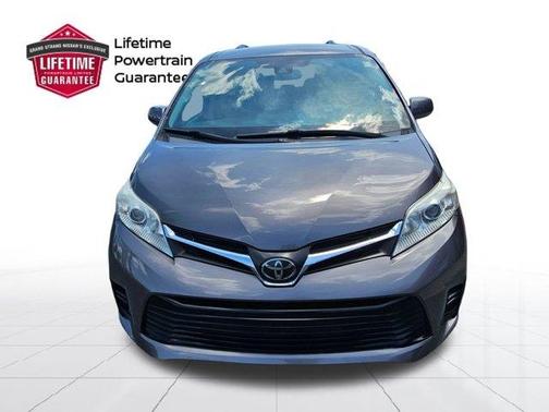 Predawn Gray Mica 2020 Toyota Sienna LE