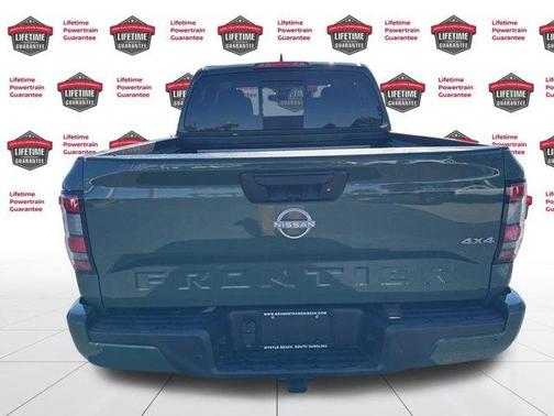 2026 Nissan Frontier SV