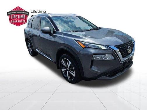 Gun Metallic 2021 Nissan Rogue SL