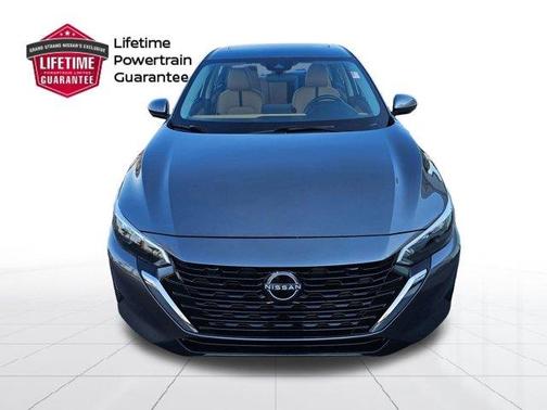 Gun Metallic 2025 Nissan Sentra SV