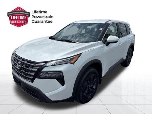 Everest White P 2026 Nissan Rogue SV
