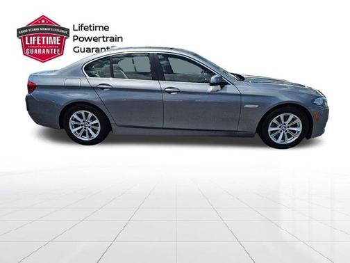 Space Gray Metallic 2016 BMW 528 i