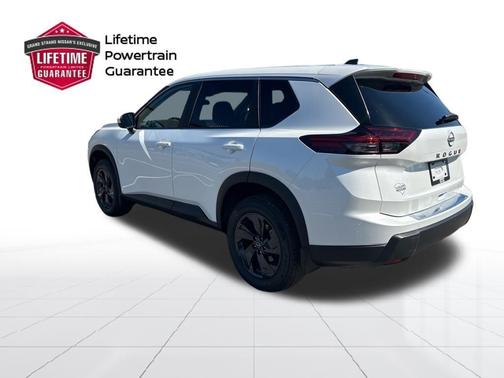 Everest White P 2026 Nissan Rogue SV