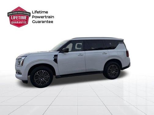 Aspen White Tricoat 2025 Nissan Armada Platinum