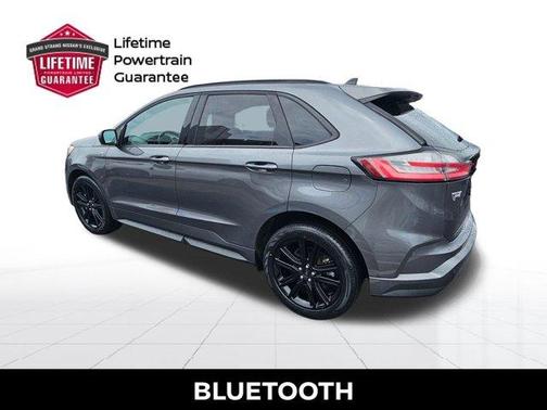 Gray Metallic 2022 Ford Edge ST Line