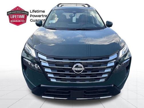 Obsidian Black 2026 Nissan Rogue Platinum