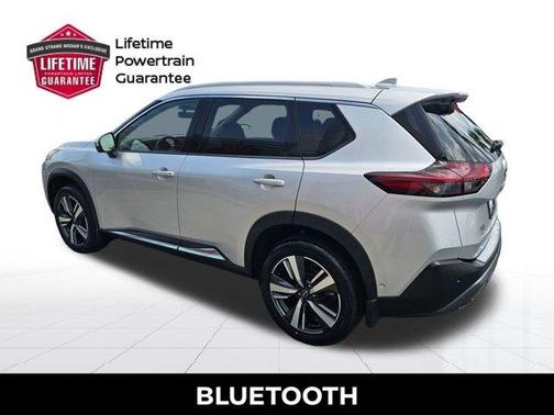 Brilliant Silver Metallic 2022 Nissan Rogue SL