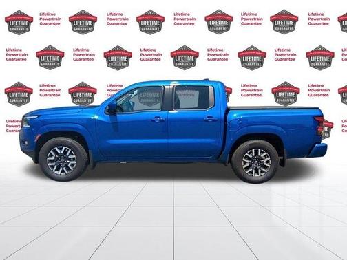 2025 Nissan Frontier SL