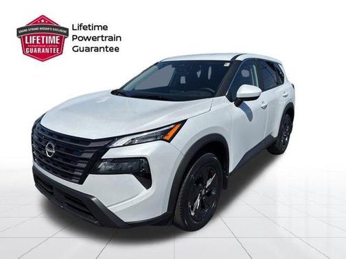 Everest White P 2026 Nissan Rogue SV