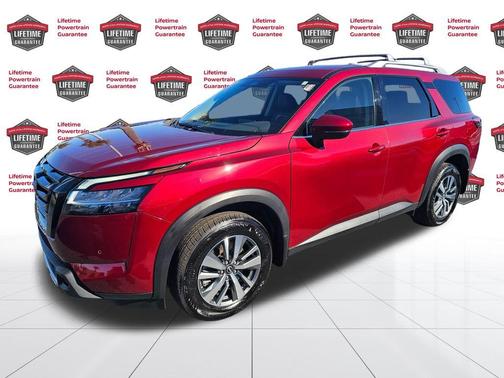 2024 Nissan Pathfinder SL