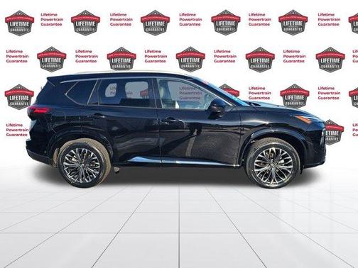 2025 Nissan Rogue Platinum