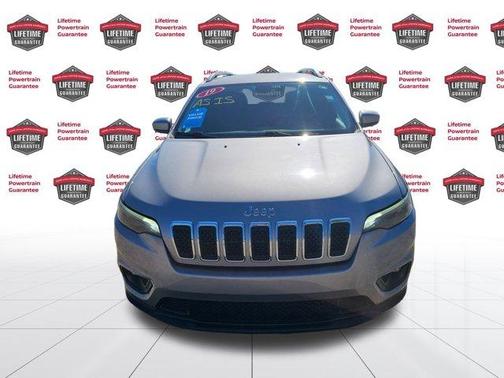 2019 Jeep Cherokee Latitude