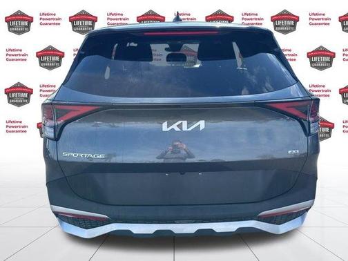 2023 Kia Sportage LX