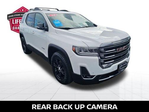 2023 GMC Acadia AT4