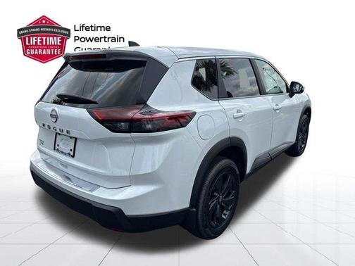 Everest White P 2026 Nissan Rogue SV