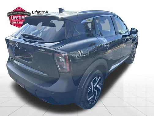 Super Black 2026 Nissan Kicks SV