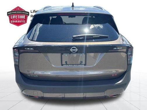 Canyon Bronze M 2026 Nissan Kicks SR