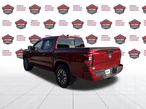 2024 Nissan Frontier SL
