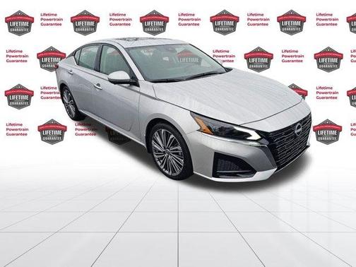 2025 Nissan Altima SL