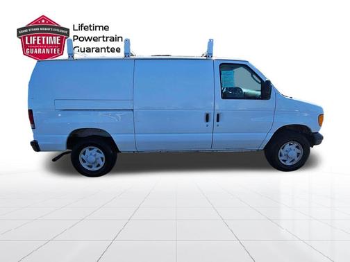 Oxford White Clearcoat 2007 Ford E250 Cargo