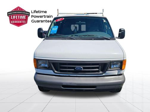 Oxford White Clearcoat 2007 Ford E250 Cargo