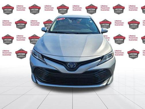 2020 Toyota Camry Hybrid LE