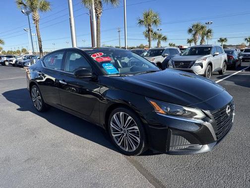 2023 Nissan Altima 2.5 SL