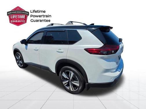 White / Black 2025 Nissan Rogue SL