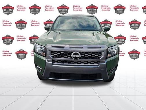 2025 Nissan Frontier SV