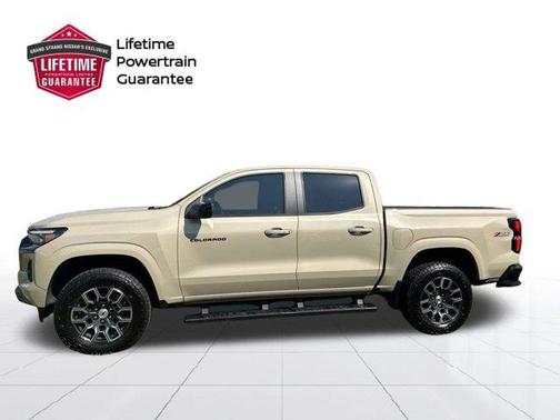 Sand Dune Metallic 2024 Chevrolet Colorado Z71