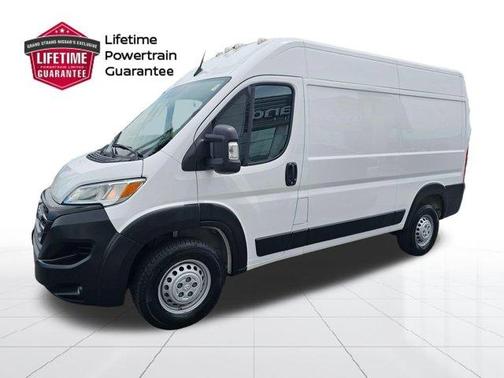 Bright White Clearcoat 2025 RAM ProMaster 2500 High Roof