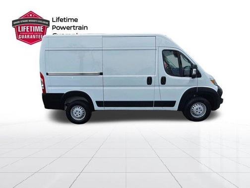 Bright White Clearcoat 2025 RAM ProMaster 2500 High Roof