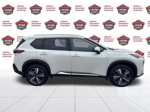 2022 Nissan Rogue SL