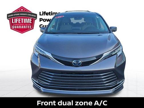 2021 Toyota Sienna Limited