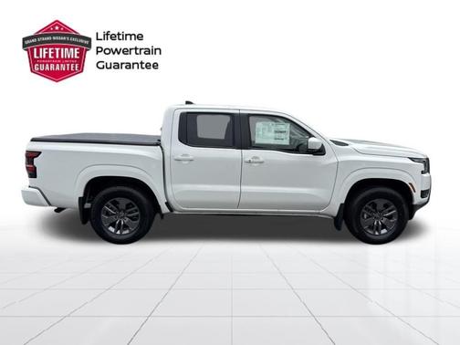 Glacier White 2026 Nissan Frontier SV