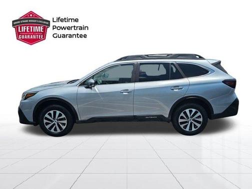 Ice Silver Metallic 2020 Subaru Outback Premium