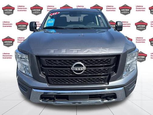 2024 Nissan Titan SV