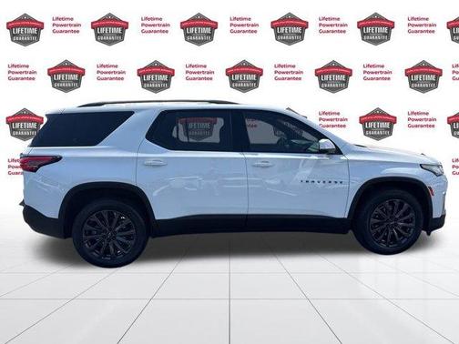 2023 Chevrolet Traverse RS