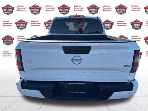 2023 Nissan Frontier SV