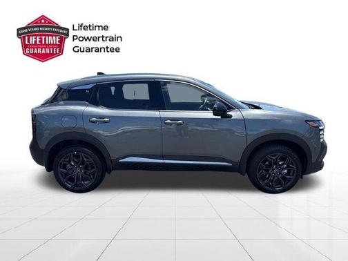Gun Metallic 2026 Nissan Kicks SR