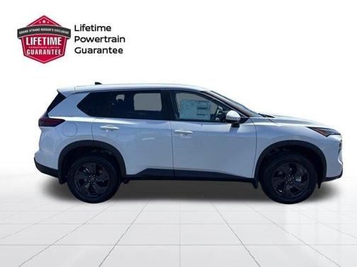 Everest White P 2026 Nissan Rogue SV