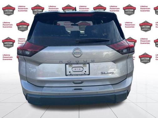 2025 Nissan Rogue SL