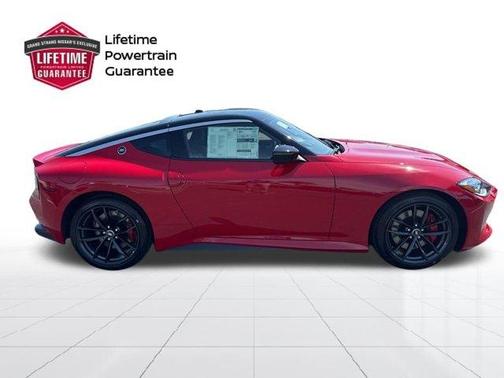 2t Red Blk Roof 2026 Nissan Z performance