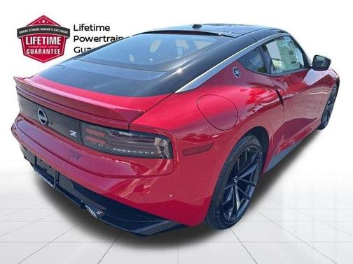 2t Red Blk Roof 2026 Nissan Z performance